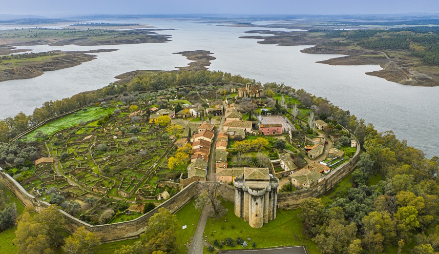 Descubre Cáceres con sus bonos turísticos y solidarios